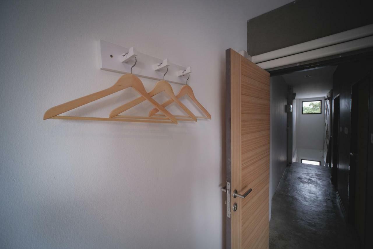 Fun Dee Hostel Ayutthaya Exterior photo