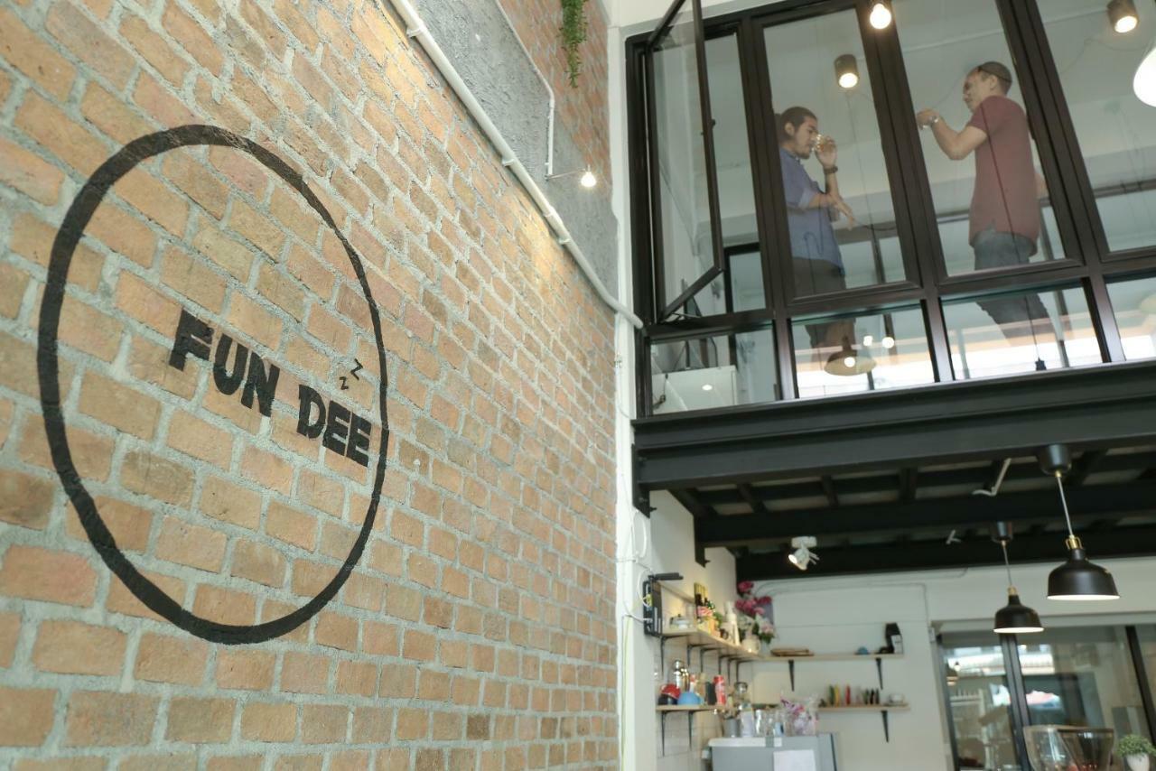 Fun Dee Hostel Ayutthaya Exterior photo